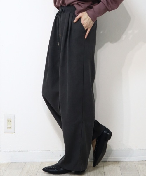 DISKEEN SURE(ディスキーンシュアー)の「フロントタックで体型カバーはお任せ!ニットコーデュロイワイドパンツ(その他パンツ・レディース・チャコール/オフホワイト/ブラウン/ブラック・FREE)」の20枚目の写真
