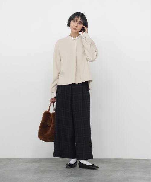 human woman(ヒューマンウーマン)の「◆ミルドジャージーシャツドッキングプルオーバー(Tシャツ/カットソー・レディース・ホワイト系その他/ブラック/ボルドー・MEDIUM)」の10枚目の写真