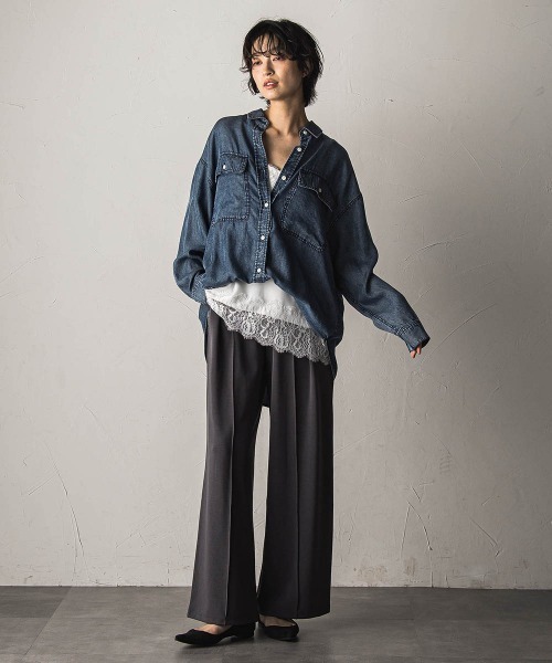 MAYSON GREY(メイソングレイ)の「ゆれるデニム2WAYオーバーシャツ(シャツ/ブラウス・レディース・ネイビー/ライトグレー・M)」の11枚目の写真