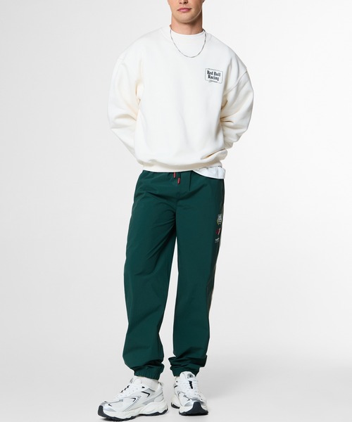 Red Bull Racing(レッドブルレーシング)の「PERFORMANCE CREW NECK SWEAT(スウェット・メンズ・バーガンディー/オフホワイト・LARGE/MEDIUM/X-LARGE)」の7枚目の写真