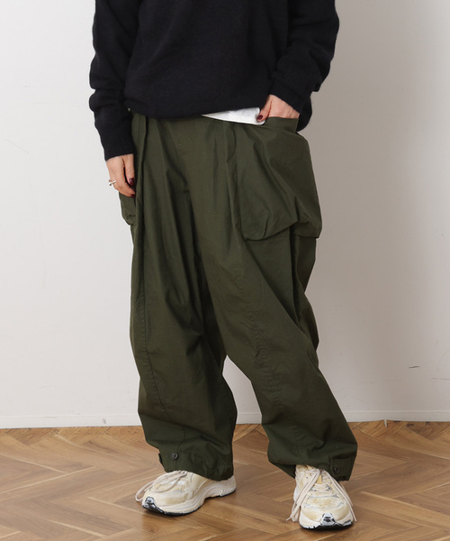 JOURNAL STANDARD LUXE(ジャーナルスタンダード ラックス)の「リップストップ カーゴパンツ(カーゴパンツ・レディース・カーキ/ブラック・FREE)」の2枚目の写真