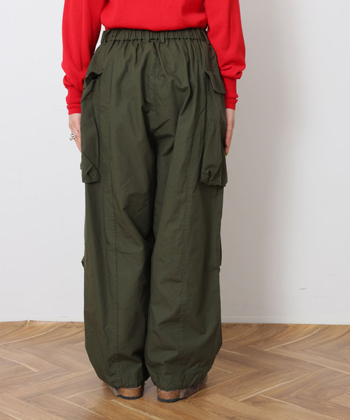 JOURNAL STANDARD LUXE(ジャーナルスタンダード ラックス)の「リップストップ カーゴパンツ(カーゴパンツ・レディース・カーキ/ブラック・FREE)」の21枚目の写真