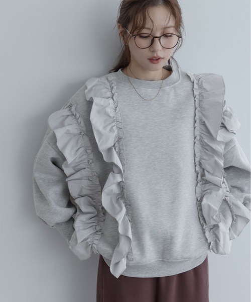 maviru(マヴィル)の「裏起毛 ラッフル スウェット プルオーバー(スウェット・レディース・チャコール/ネイビー/ブラック/カーキ/オフホワイト/杢グレー・FREE)」の3枚目の写真