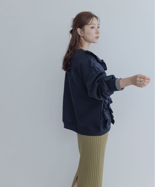 maviru(マヴィル)の「裏起毛 ラッフル スウェット プルオーバー(スウェット・レディース・チャコール/ネイビー/ブラック/カーキ/オフホワイト/杢グレー・FREE)」の17枚目の写真