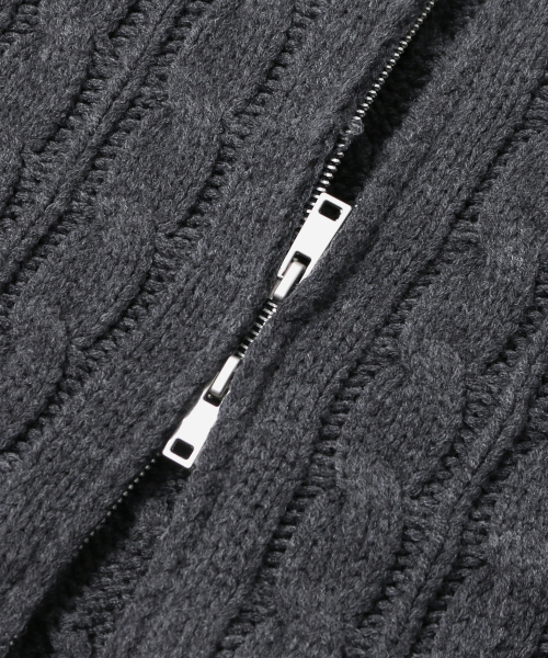ADHOC(アドホック)の「メンズ ケーブル変形ニット ジップアップパーカー (CH-GREY) (HC9GD06)(パーカー・メンズ・その他・95/100/105)」の4枚目の写真