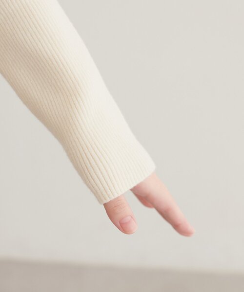 natural couture(ナチュラルクチュール)の「レイヤード配色リブTOPS(ニット/セーター・レディース・ピンクベージュ/ブラウン/アイボリー/ブラック・FREE)」の14枚目の写真