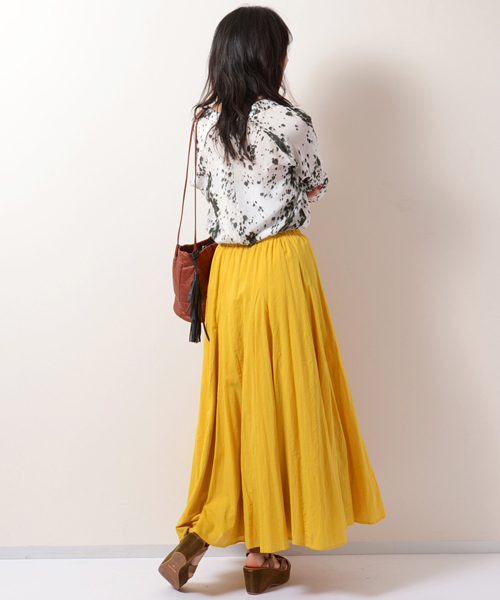 AMERICAN RAG CIE（アメリカンラグシー）の「AMERICAN RAG CIEドビーストライプマチスカート/710-NWD-N161-SK057（スカート・レディース・ネイビー/イエロー・FREE）」の5枚目の写真