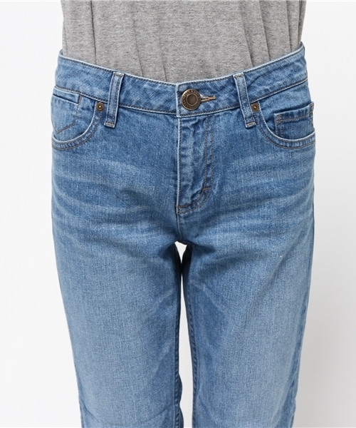 BLUE LABEL CRESTBRIDGE(ブルーレーベルクレストブリッジ)の「デニム パンツ(デニムパンツ・レディース・ネイビー・36/38)」の5枚目の写真