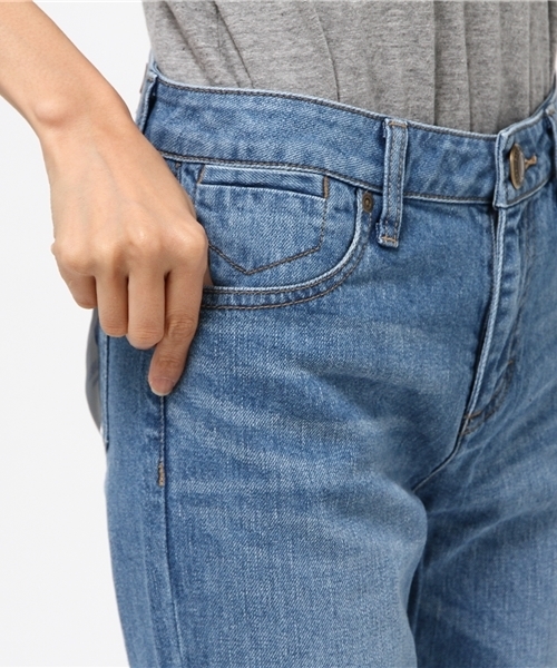 BLUE LABEL CRESTBRIDGE(ブルーレーベルクレストブリッジ)の「デニム パンツ(デニムパンツ・レディース・ネイビー・36/38)」の8枚目の写真