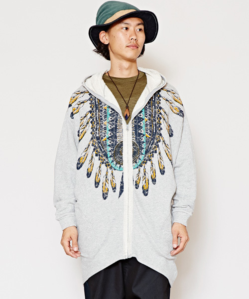 チャイハネ（チャイハネ）の「【チャイハネ】ネイティブ柄MEN'Sロングパーカー（パーカー・メンズ・ネイビー/ベージュ/グレー・FREE）」の2枚目の写真