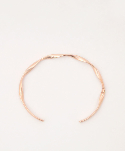 colleca la(コレカラ)の「マットツイストバングル(バングル/リストバンド・レディース・シルバー/ゴールド/ピンクゴールド・フリ-)」の7枚目の写真