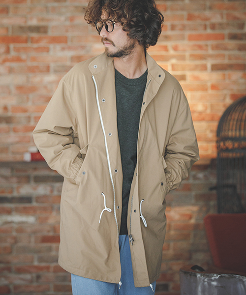 ANGENEHM（アンゲネーム）の「mj5754-Back Satin Big Military Coat