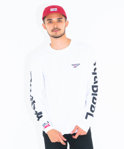 Reebok（リーボック）の「T19 VHS ベクター ロングスリーブ Tシャツ（T