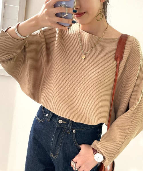 classicalelf（クラシカルエルフ）の「柔らか、綿100％。ドルマンスリーブボートネックニット（ニット/セーター・レディース・ブラック/アイボリー/杢グレー/チャコール/モカ/ベージュ・MEDIUM/L/XL/XXL/M/LARGE/X-LARGE/XX-LARGE）」の5枚目の写真