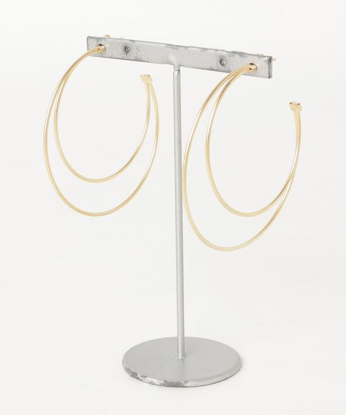 HELIOPOLE（エリオポール）の「ENEIDA FRANCA: フープピアス（ピアス（両耳用）・レディース・ゴールド/シルバー・FREE）」の4枚目の写真