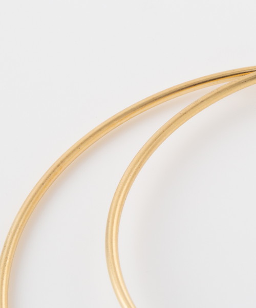 HELIOPOLE（エリオポール）の「ENEIDA FRANCA: フープピアス（ピアス（両耳用）・レディース・ゴールド/シルバー・FREE）」の5枚目の写真