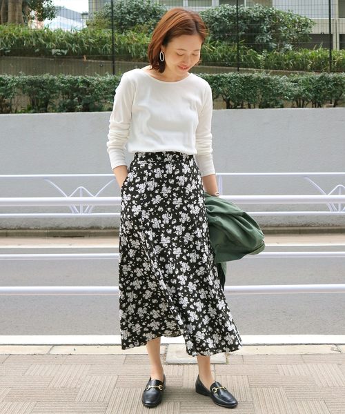 SLOBE IENA(スローブイエナ)の「フラワーマーメイドスカート×2WAYカットソーセットアップ◆(スカート)」|ブラック