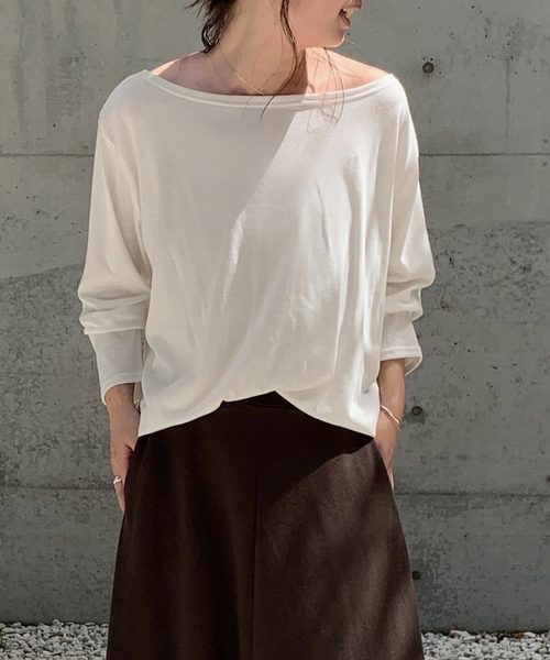 KOBE LETTUCE（コウベレタス）の「ワンショルダー⇔ボートネック2wayロンT（Tシャツ/カットソー・レディース・ブラック/ホワイト系その他/レンガ・FREE）」の2枚目の写真