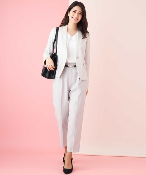 a.v.v（アーヴェヴェ）の「ストレッチＶネックジャケット（その他アウター・レディース・ライトグレー/ブラック・40/38/42/36/34）」の4枚目の写真