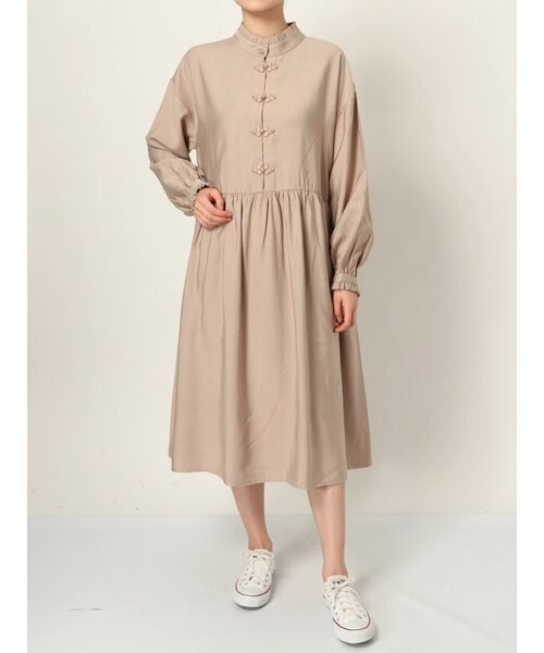 merry jenny(メリージェニー)の「チャイナボタンシャツワンピース(ワンピース・レディース・ライトブルー/ブラック/ベージュ/ピンク・FREE)」の3枚目の写真