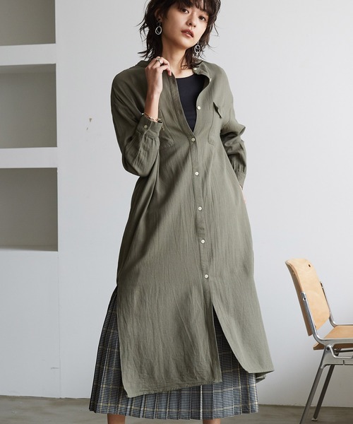OMNES(オムネス)の「綿麻レーヨン ロングシャツワンピース(シャツワンピース・レディース・ベージュ/カーキ/ブラック/グリーン・FREE)」の3枚目の写真