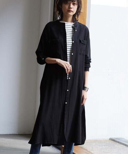 OMNES(オムネス)の「綿麻レーヨン ロングシャツワンピース(シャツワンピース・レディース・ベージュ/カーキ/ブラック/グリーン・FREE)」の2枚目の写真