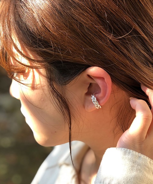 BROTHERHOOD（ブラザーフッド）の「【earyear】デザインフープ片耳イヤーカフ（イヤーカフ・レディース・シルバー/その他7/その他4/ゴールド/その他8/その他2/その他3/その他5/その他1/その他6/F/B/D/E/A/C/G/L/M/N/O/Q/H/I/J/K/P/R/S/T/U・FREE）」の8枚目の写真