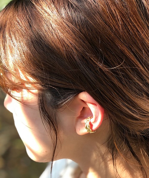 BROTHERHOOD（ブラザーフッド）の「【earyear】デザインフープ片耳イヤーカフ（イヤーカフ・レディース・シルバー/その他7/その他4/ゴールド/その他8/その他2/その他3/その他5/その他1/その他6/F/B/D/E/A/C/G/L/M/N/O/Q/H/I/J/K/P/R/S/T/U・FREE）」の9枚目の写真