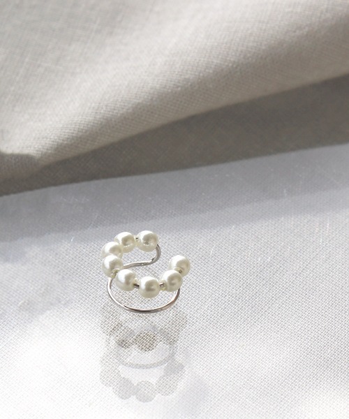 BROTHERHOOD（ブラザーフッド）の「【earyear】デザインフープ片耳イヤーカフ（イヤーカフ・レディース・シルバー/その他7/その他4/ゴールド/その他8/その他2/その他3/その他5/その他1/その他6/F/B/D/E/A/C/G/L/M/N/O/Q/H/I/J/K/P/R/S/T/U・FREE）」の2枚目の写真