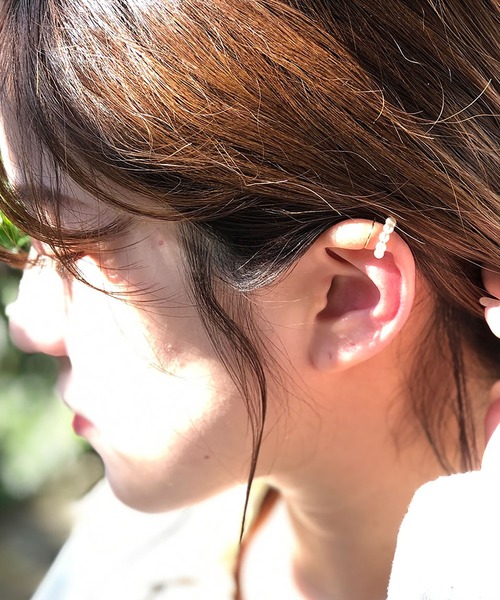 BROTHERHOOD（ブラザーフッド）の「【earyear】デザインフープ片耳イヤーカフ（イヤーカフ・レディース・シルバー/その他7/その他4/ゴールド/その他8/その他2/その他3/その他5/その他1/その他6/F/B/D/E/A/C/G/L/M/N/O/Q/H/I/J/K/P/R/S/T/U・FREE）」の3枚目の写真