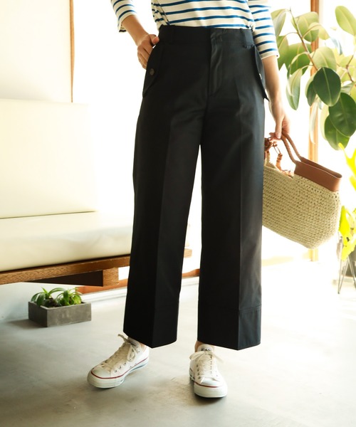 BAYFLOW(ベイフロー)の「ハイウエストワイドパンツ(その他パンツ・レディース・ベージュ/ネイビー・SMALL/MEDIUM)」の1枚目の写真