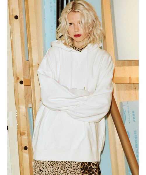 jouetie（ジュエティ）の「バックリボンフーディ（パーカー・レディース・オフホワイト/ブラック/ライトブルー・MEDIUM）」の11枚目の写真