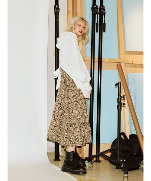 jouetie（ジュエティ）の「バックリボンフーディ（パーカー・レディース・オフホワイト/ブラック/ライトブルー・MEDIUM）」の6枚目の写真