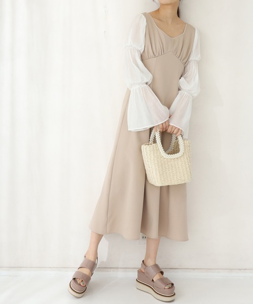 one after another NICE CLAUP(ワンアフターアナザーナイスクラップ)の「袖コンシャスワンピース(ワンピース・レディース・ブラック/ベージュ/チェック・FREE)」の2枚目の写真
