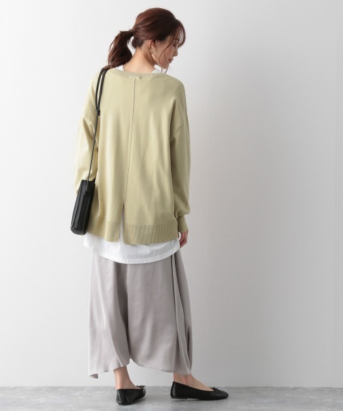 GLOBAL WORK(グローバルワーク)の「トリプルイージースリットプルオーバー/926692(ニット/セーター・レディース・ブラック/イエロー/ブルー/アイボリー/グレイッシュベージュ・MEDIUM/LARGE)」の13枚目の写真