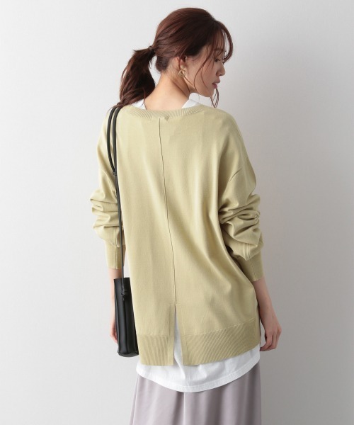 GLOBAL WORK(グローバルワーク)の「トリプルイージースリットプルオーバー/926692(ニット/セーター・レディース・ブラック/イエロー/ブルー/アイボリー/グレイッシュベージュ・MEDIUM/LARGE)」の14枚目の写真