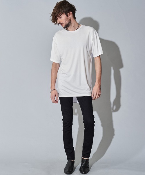 NO ID.(ノーアイディ)の「mt7150- チェンジングバックタックロングC-N-T Tシャツ(Tシャツ/カットソー・メンズ・ホワイト/ブラック/グレー・ONE SIZE)」の5枚目の写真
