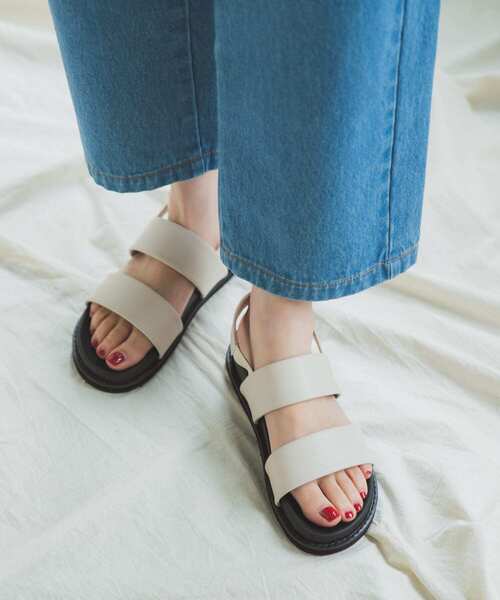 ITEMS URBANRESEARCH（アイテムズ アーバンリサーチ）の「ベルトサンダル（サンダル・レディース・ブラック/ブラウン/オフホワイト・24.5/23.5）」の2枚目の写真