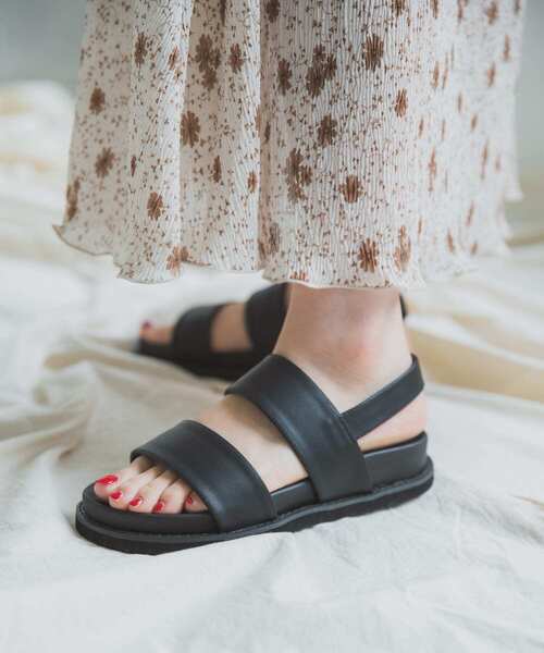 ITEMS URBANRESEARCH（アイテムズ アーバンリサーチ）の「ベルトサンダル（サンダル・レディース・ブラック/ブラウン/オフホワイト・24.5/23.5）」の3枚目の写真