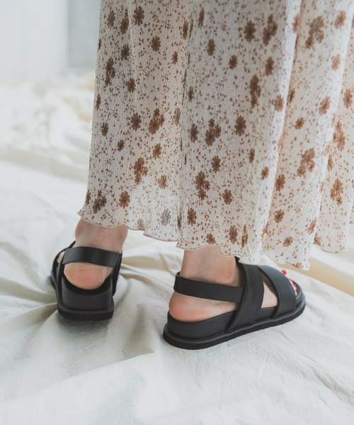 ITEMS URBANRESEARCH（アイテムズ アーバンリサーチ）の「ベルトサンダル（サンダル・レディース・ブラック/ブラウン/オフホワイト・24.5/23.5）」の5枚目の写真