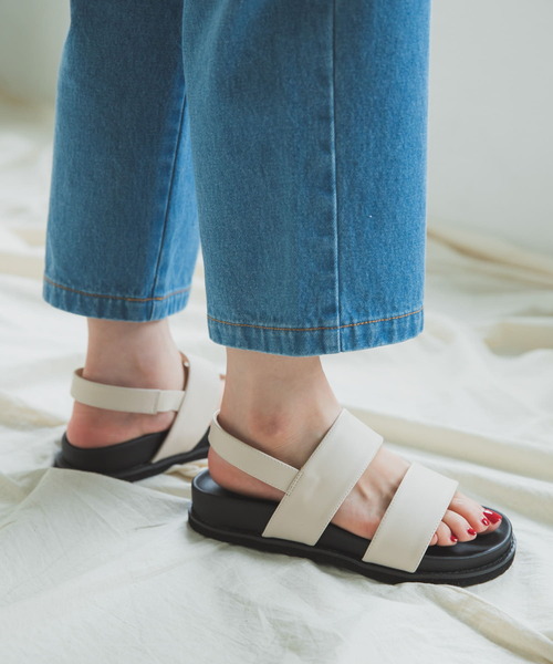 ITEMS URBANRESEARCH（アイテムズ アーバンリサーチ）の「ベルトサンダル（サンダル・レディース・ブラック/ブラウン/オフホワイト・24.5/23.5）」の7枚目の写真