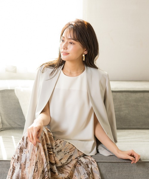 WHITE JOOLA（ホワイトジョーラ）の「【洗濯機で洗える】抗菌ストレッチ・多機能カラーレスジャケット(前裏付き）（ノーカラージャケット・レディース・ブラック/グレー/グレイッシュベージュ・7号/9号/11号/13号）」の6枚目の写真