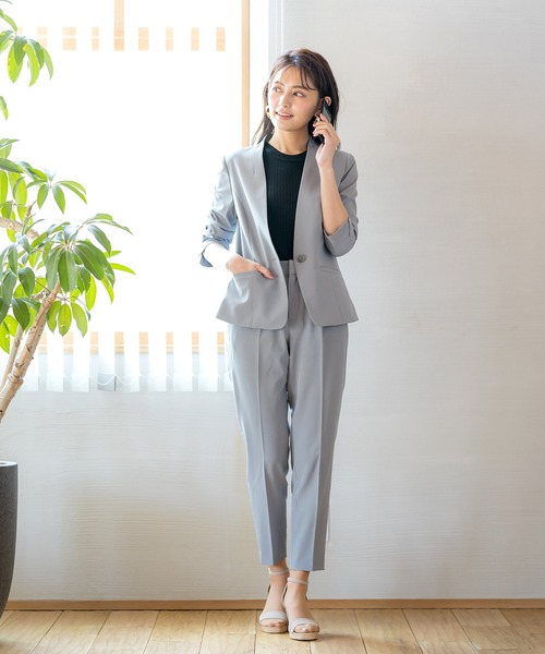 WHITE JOOLA（ホワイトジョーラ）の「【洗濯機で洗える】抗菌ストレッチ・多機能カラーレスジャケット(前裏付き）（ノーカラージャケット・レディース・ブラック/グレー/グレイッシュベージュ・7号/9号/11号/13号）」の21枚目の写真