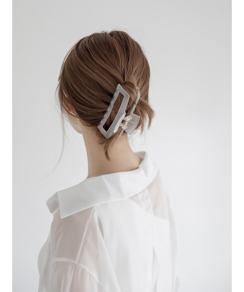 amel（エイメル）の「クリアクリップ（バレッタ/ヘアクリップ・レディース・ホワイト/ベージュ・FREE）」の4枚目の写真