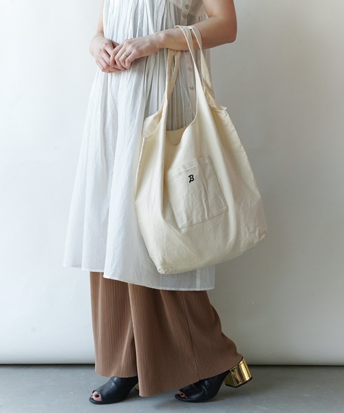 Loco Ocean（ロコオーシャン）の「刺繍ロゴ キャンバス トートバッグ（トートバッグ・レディース・ブラック/アイボリー・ONE SIZE）」の5枚目の写真