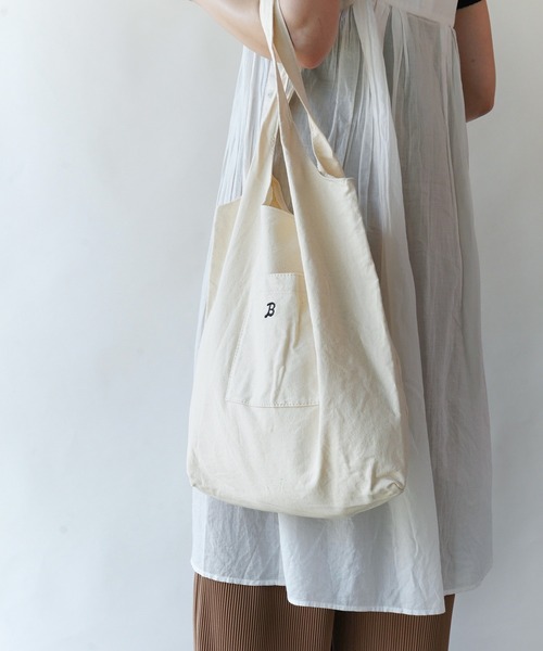 Loco Ocean（ロコオーシャン）の「刺繍ロゴ キャンバス トートバッグ（トートバッグ・レディース・ブラック/アイボリー・ONE SIZE）」の6枚目の写真