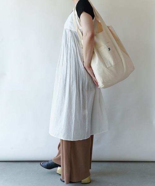 Loco Ocean（ロコオーシャン）の「刺繍ロゴ キャンバス トートバッグ（トートバッグ・レディース・ブラック/アイボリー・ONE SIZE）」の9枚目の写真