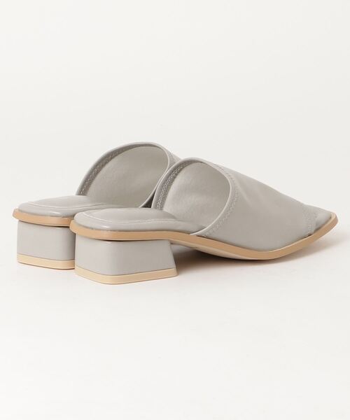 NANO universe（ナノユニバース）の「ストレッチフェイクレザーサンダル（サンダル・レディース・グレー/グレイッシュベージュ/ブラック・37/36/38）」の5枚目の写真