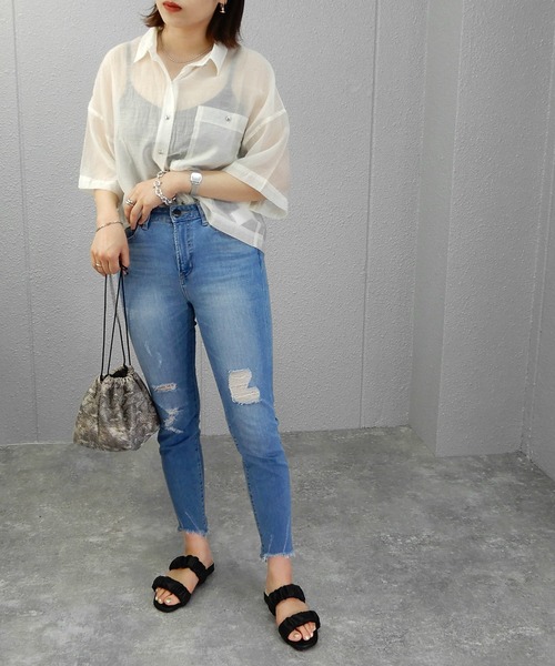 alala（アララ）の「ダブルギャザーベルトのスクエアフラットサンダル　◇（サンダル・レディース・ホワイト/ブラック/ベージュ/グリーン・S/M/L/LL）」の8枚目の写真