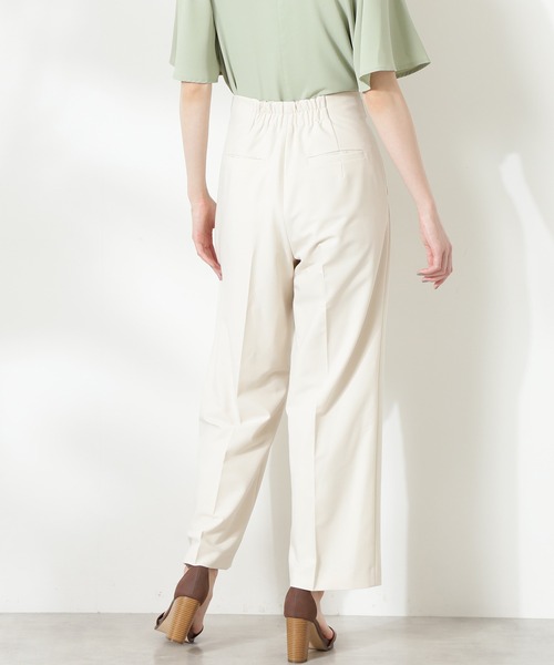 N.(N. Natural Beauty Basic)(エヌエヌナチュラルビューティーベーシック)の「◆サイドバックルストレートパンツ(その他パンツ・レディース・オフホワイト/カーキ/ブルー・MEDIUM)」の4枚目の写真